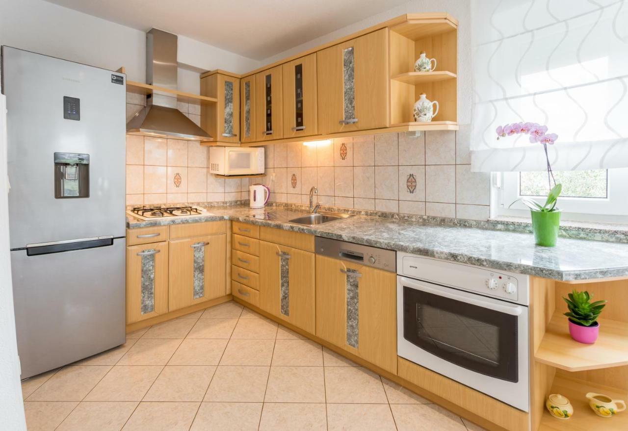 Apartments Contessa Novigrad Istria Exterior foto